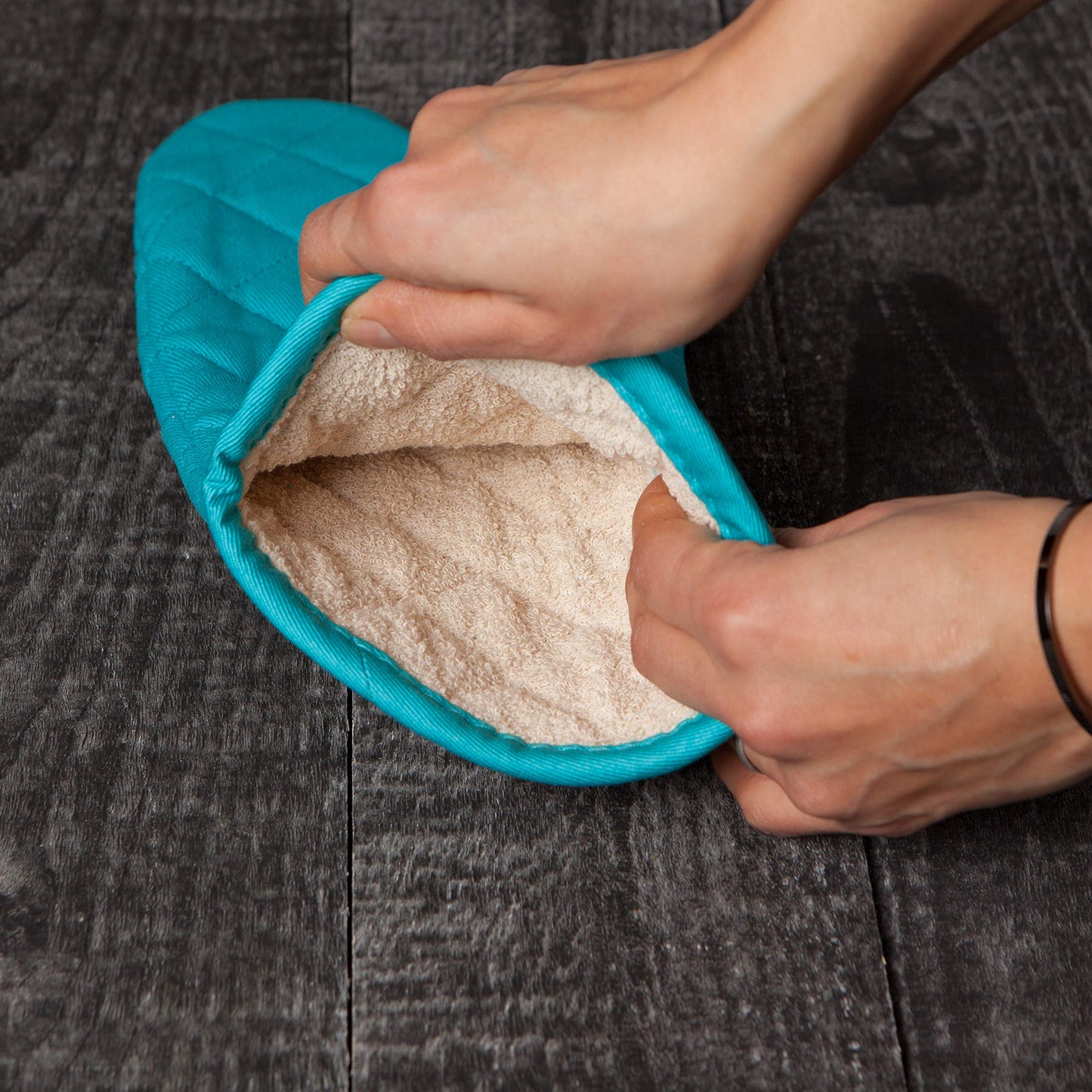 Now Designs Basic Oven Mitt, Bali - 6.5 x 13 in | Set of 2