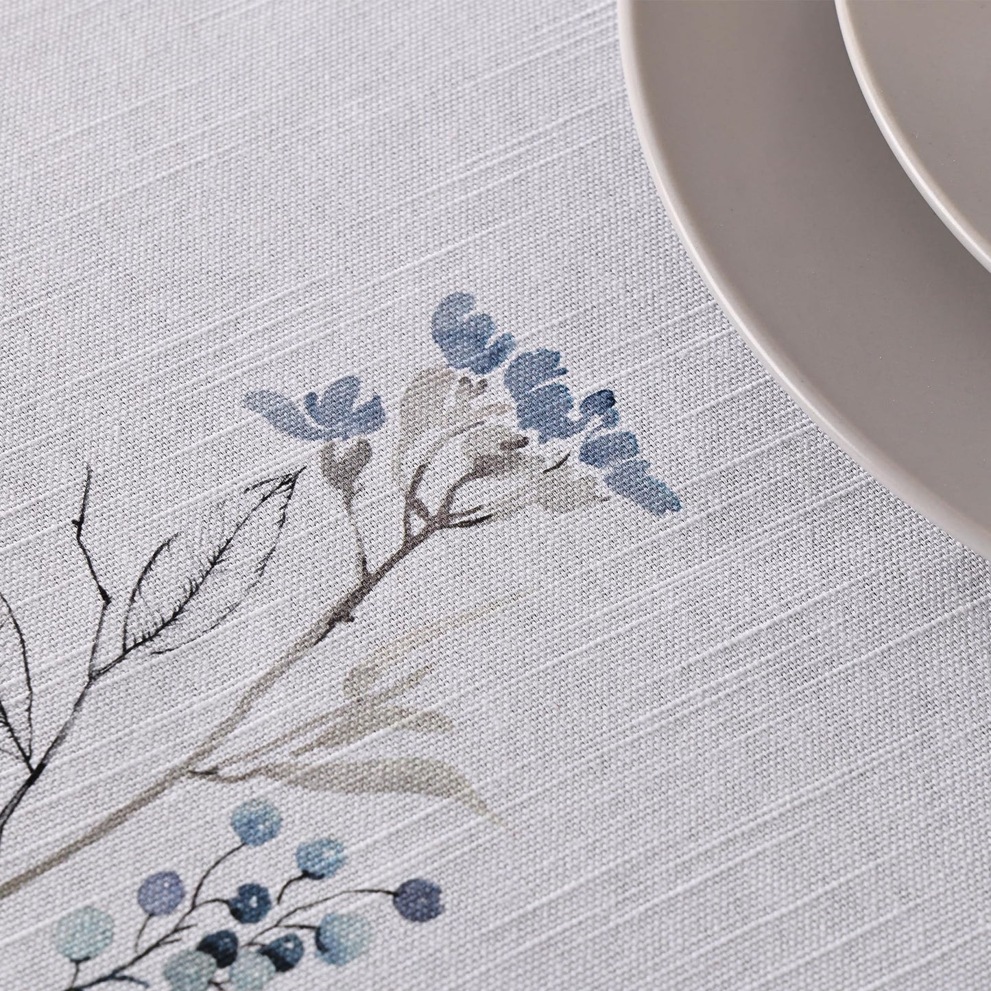 Maison d' Hermine Table Cloth Rectangle Table 100% Cotton 54 x 72 Inches Fall Tablecloth Reusable Everyday Use for Thanksgiving Christmas Decorations Dining Farmhouse Party (Ice Florals)