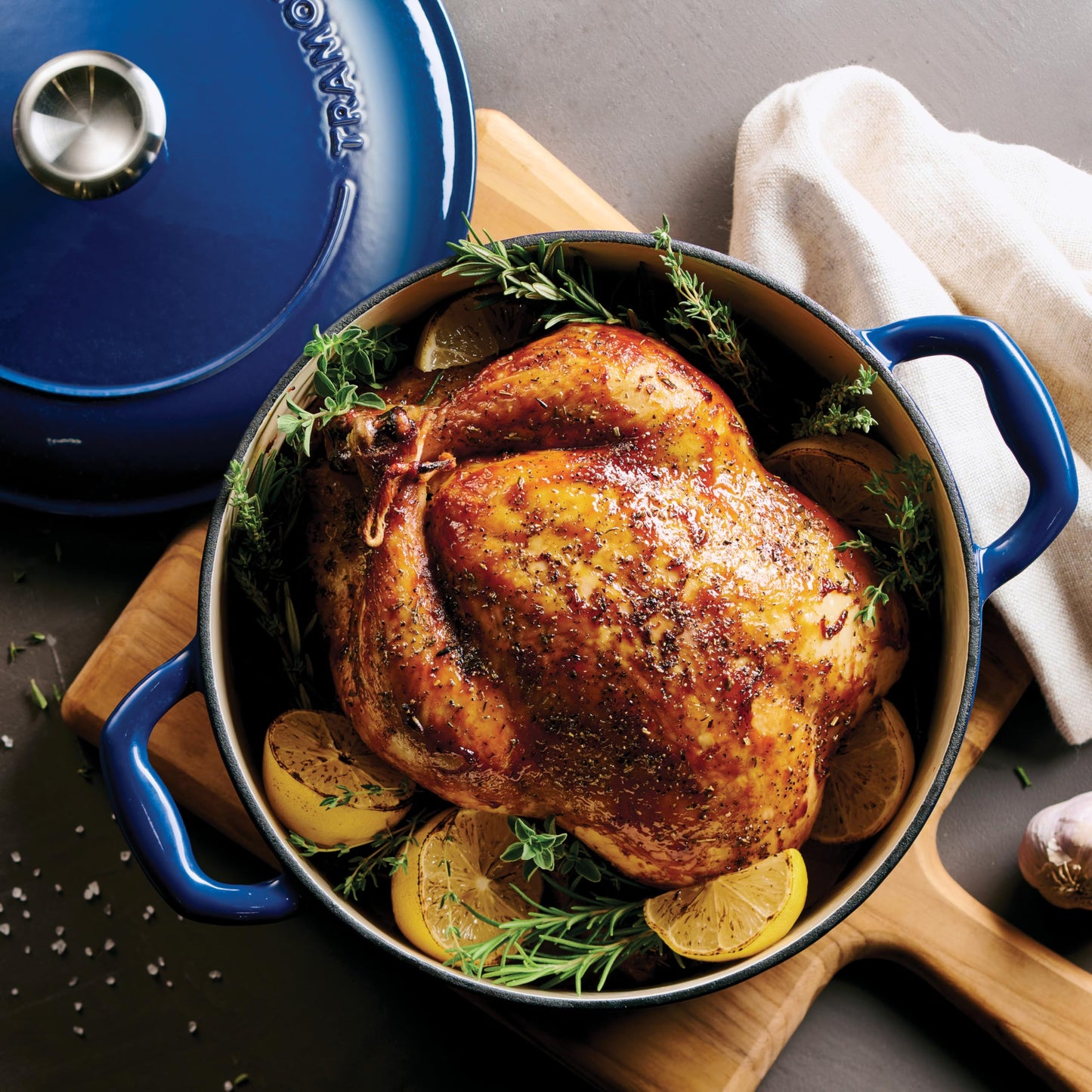 Tramontina Bestow Enameled Cast Iron Dutch Oven Pot with Lid, Round 5.5-quart, Latte with Gold Knob
