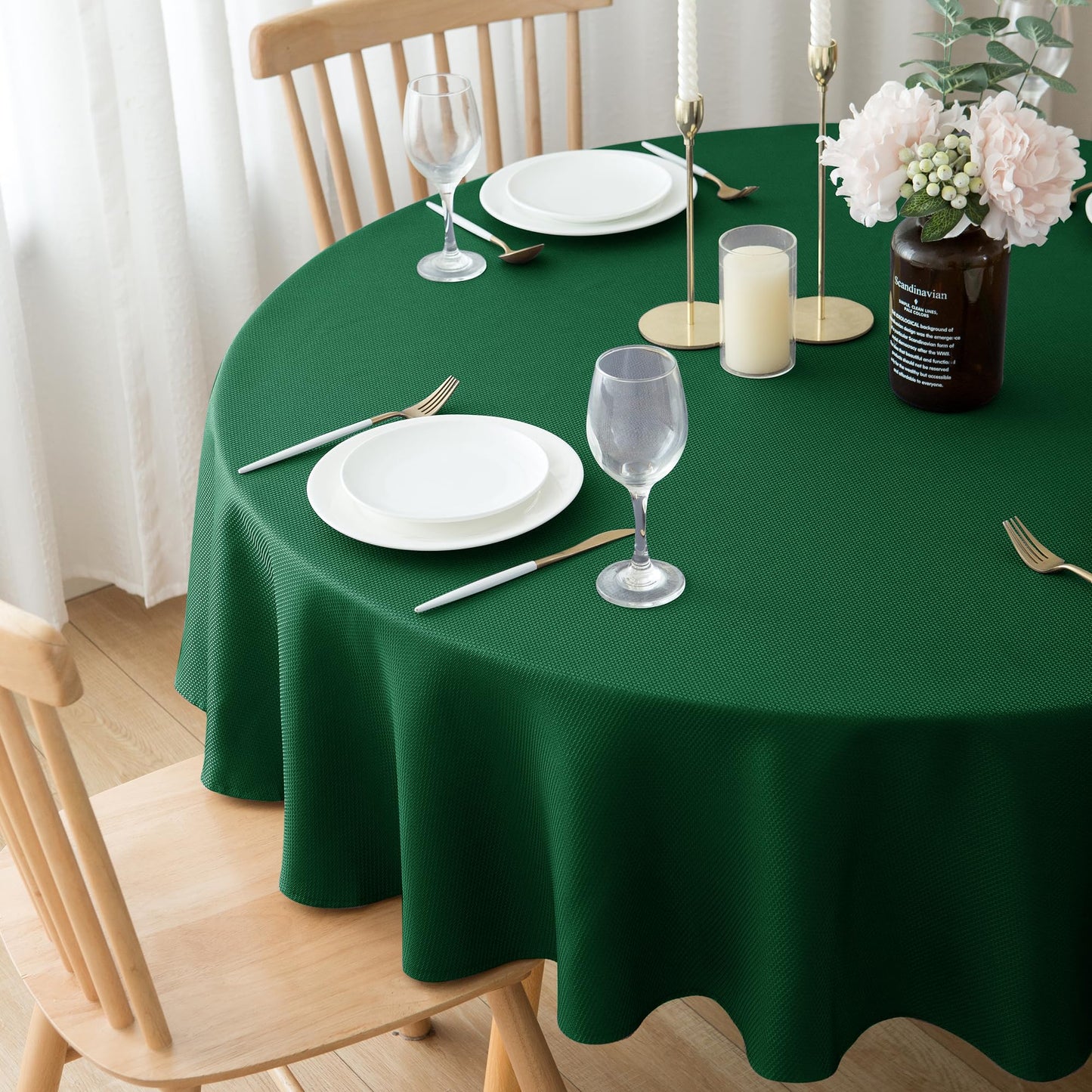 Biscaynebay 2 Pack Textured Fabric Round Tablecloths 70", Hunter Green Water Resistant Tableclothes Small Circle Folding Table Covers Linen for Dining, Kitchen, Wedding, Parties etc Machine Washable