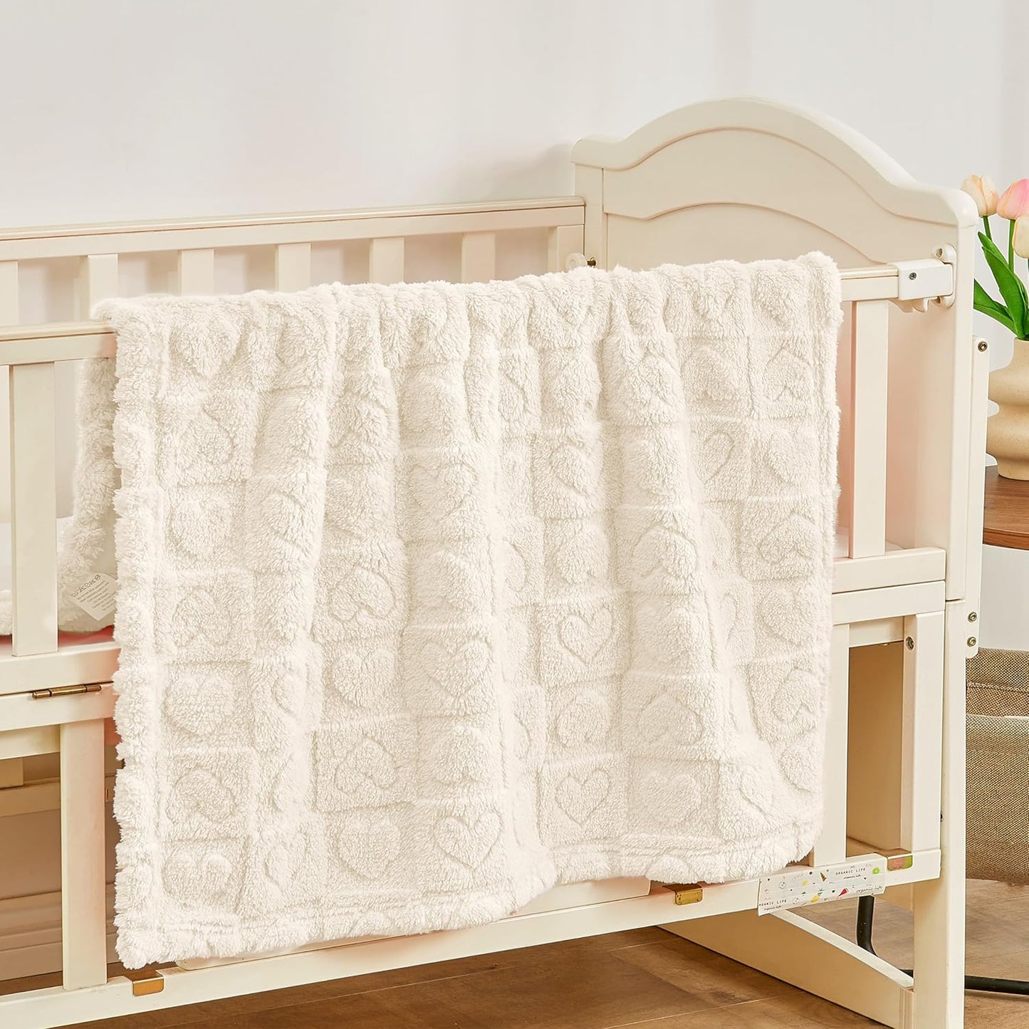 Yurhap Fleece Baby Blanket - Ultra Soft Heart Checkered Design | Cozy 30”×40” Infant Receiving Blanket (Cream)
