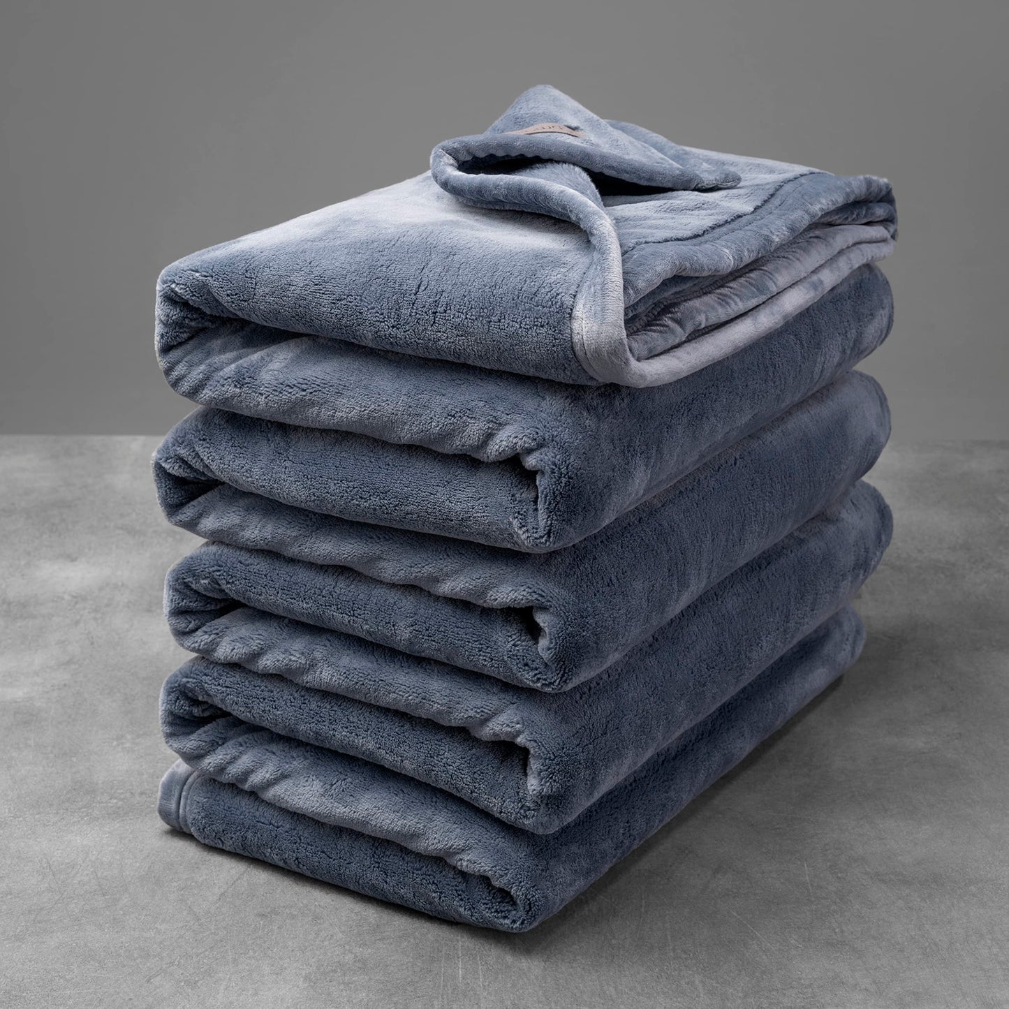 Mellowdy Extra Thick Hearty Plush Flannel Blanket (Burnt Orange, 60x80) - 500GSM Twin Size Warm Blanket for Winter, Fall | Soft, Fluffy, Cuddly, Perfect for Bed, Oversized Throw for Couch, Sofa