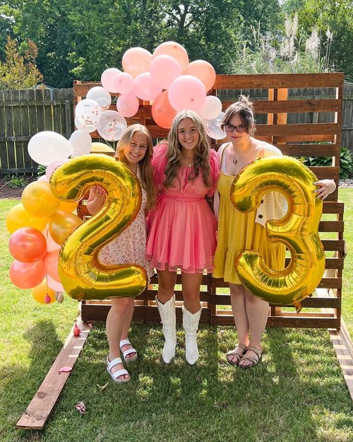Gold Number 13 Balloon 40 inch, 13 Number Balloons, 13th Gold Birthday Decorations, 13 Year Old Girls Boys Golden Party Supplies