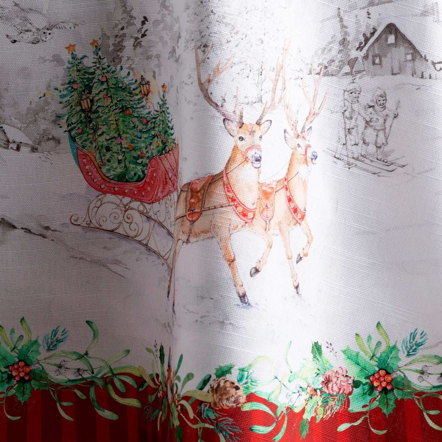 Maison d' Hermine Table Cloth Round Table 100% Cotton 69 Inches Fall Tablecloth Reusable Everyday Use for Thanksgiving Christmas Decorations Dining Farmhouse Party (Christmas Tradition)