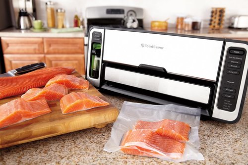 FoodSaver 5860 Series Vacuum Sealer Machine - Preserve Freshness & Flavor | Compact Design