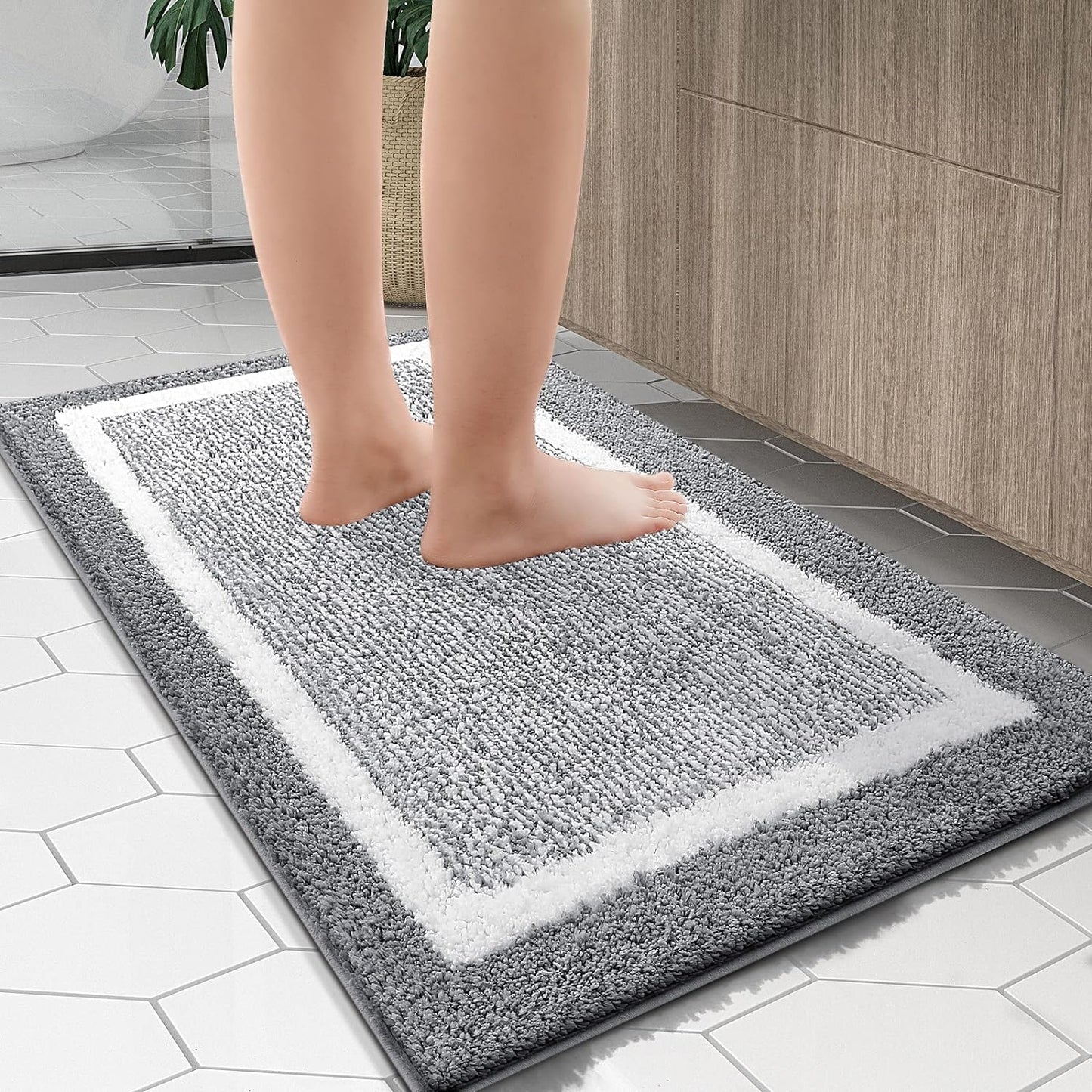 OLANLY Microfiber Bath Mat - Extra Soft, Absorbent & Non-Slip | 24x16 Inches, Quick Dry, Grey