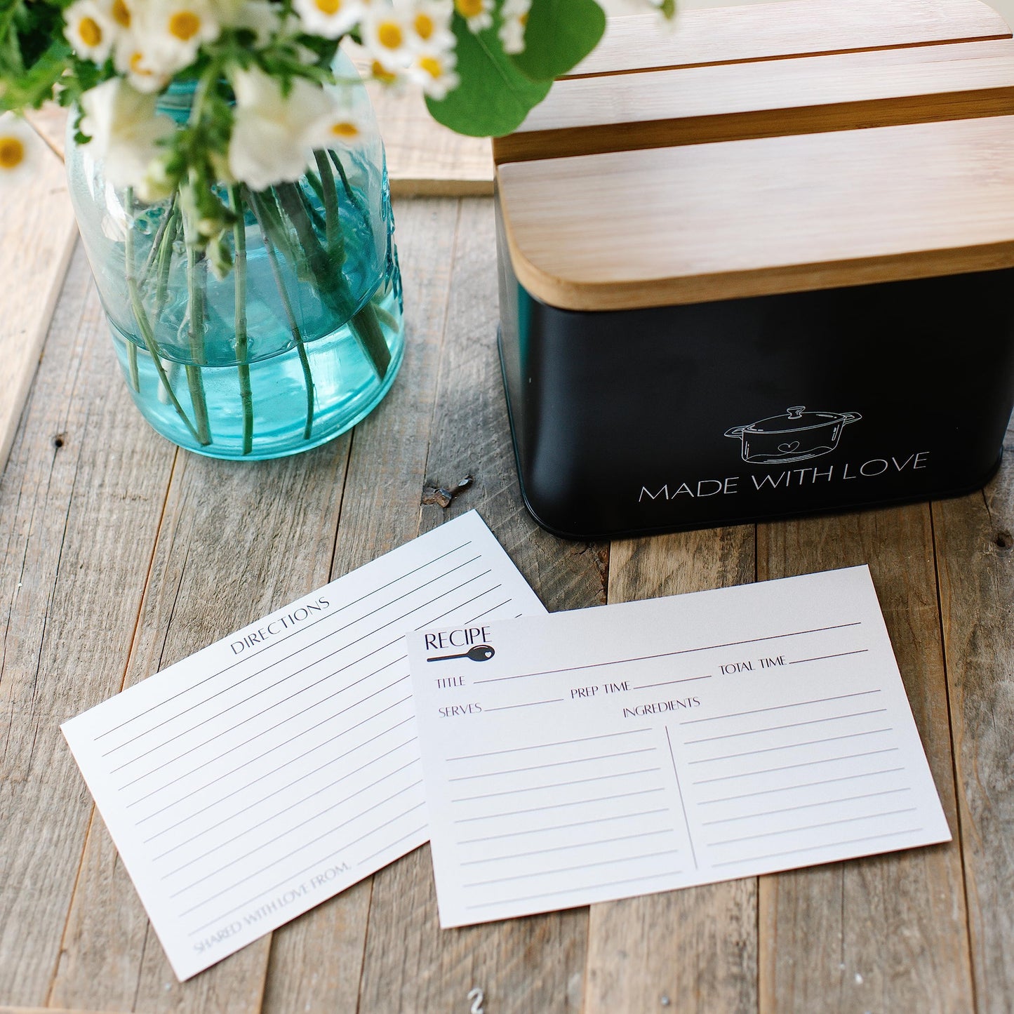 White Recipe Box With Cards And Dividers | Metal Recipe Card Holder w/ Bamboo Lid | 100 Modern Recipe Cards And Box Set | Recipe Card Box Organizer with 10 Dividers | Recipe Tin for Kitchen