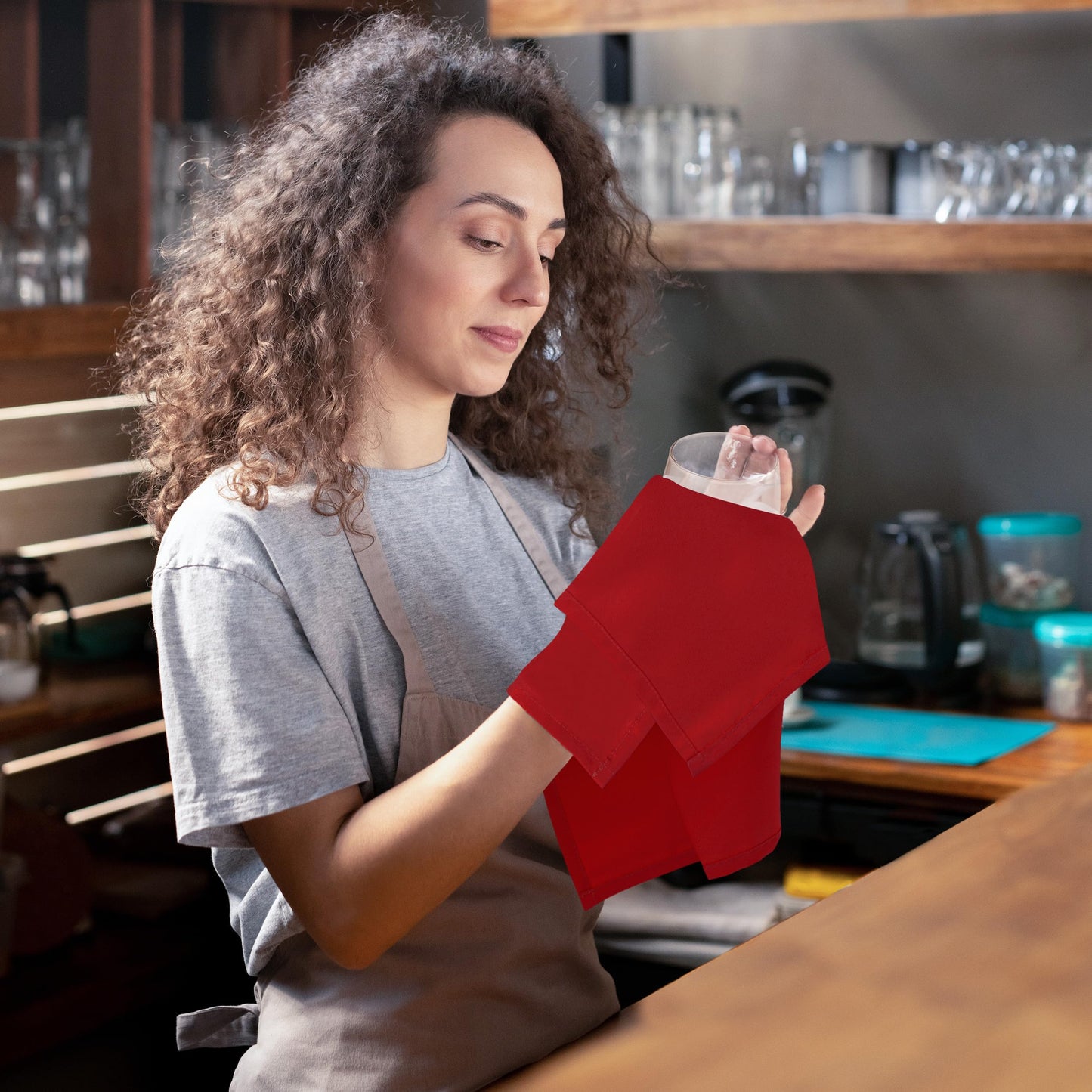 Utopia Home Red Cloth Napkins (144 Pack, 20x20 Inches), Ideal Dinner Napkins for Party, Wedding and Lunch/Dinner