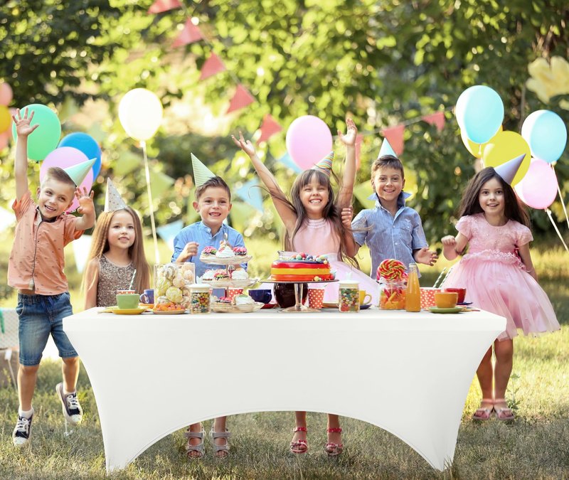 Utopia Kitchen Spandex Tablecloth 1 Pack [6FT, White] Tight, Fitted, Washable and Wrinkle Resistant Stretch Rectangular Patio Table Cover for Event, Wedding, Banquet & Parties [72Lx30Wx30H Inch]