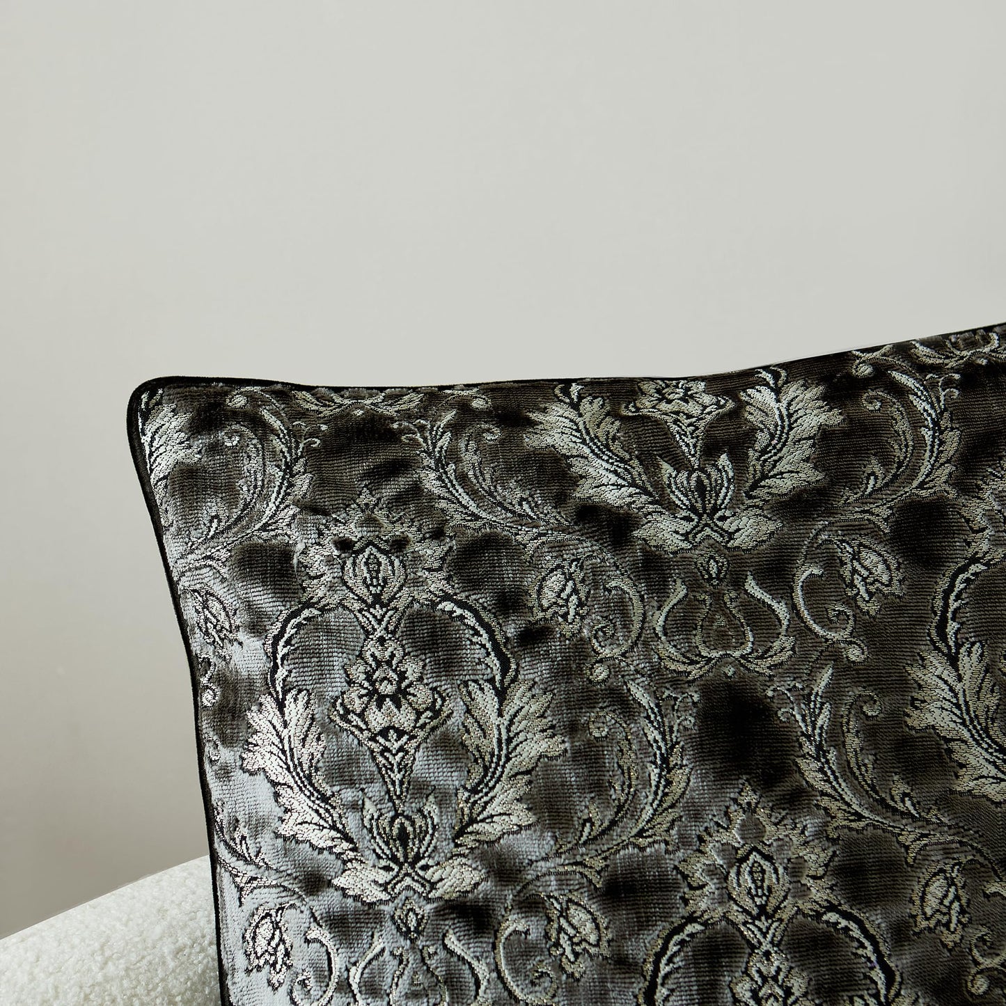 Damask Throw Pillow Covers Cases Soft Cut Velvet Design Pillow Cover Elegant Luxurious Gray Decorative Cushion Covers for Living Room Couch Bed Sofa Chair Home Decor Decorations 24x24inch 1piece