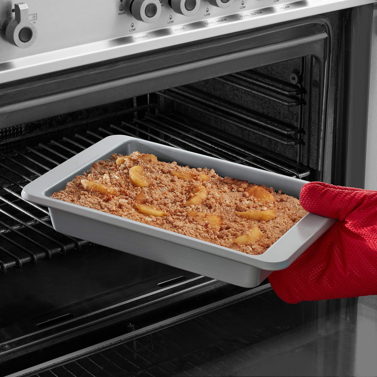 KitchenAid Nonstick Swiss Engineered Aluminized Steel Cake Pan, Dishwasher Safe, Silver, 9 x 13 Inch
