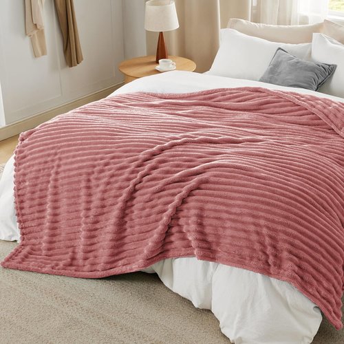 Bedsure GentleSoft California King Size Blanket - Cozy Dusty Pink Fleece Throw, 102x96 Inches