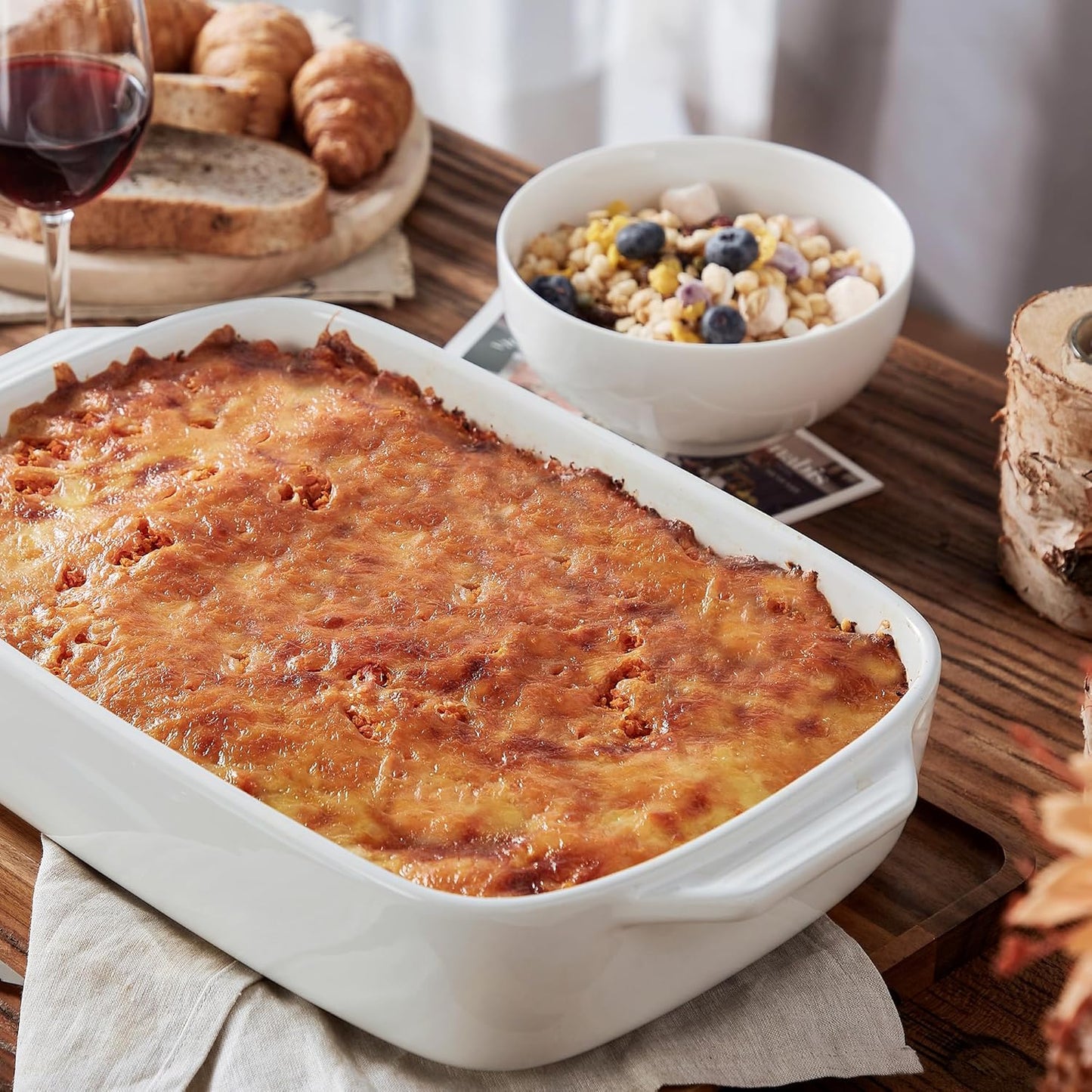 Large Ceramic Casserole Dish - 4.0 Quart Stoneware Baking Dish with Lid | Deep 9x13 Inch Lasagna Pan in White