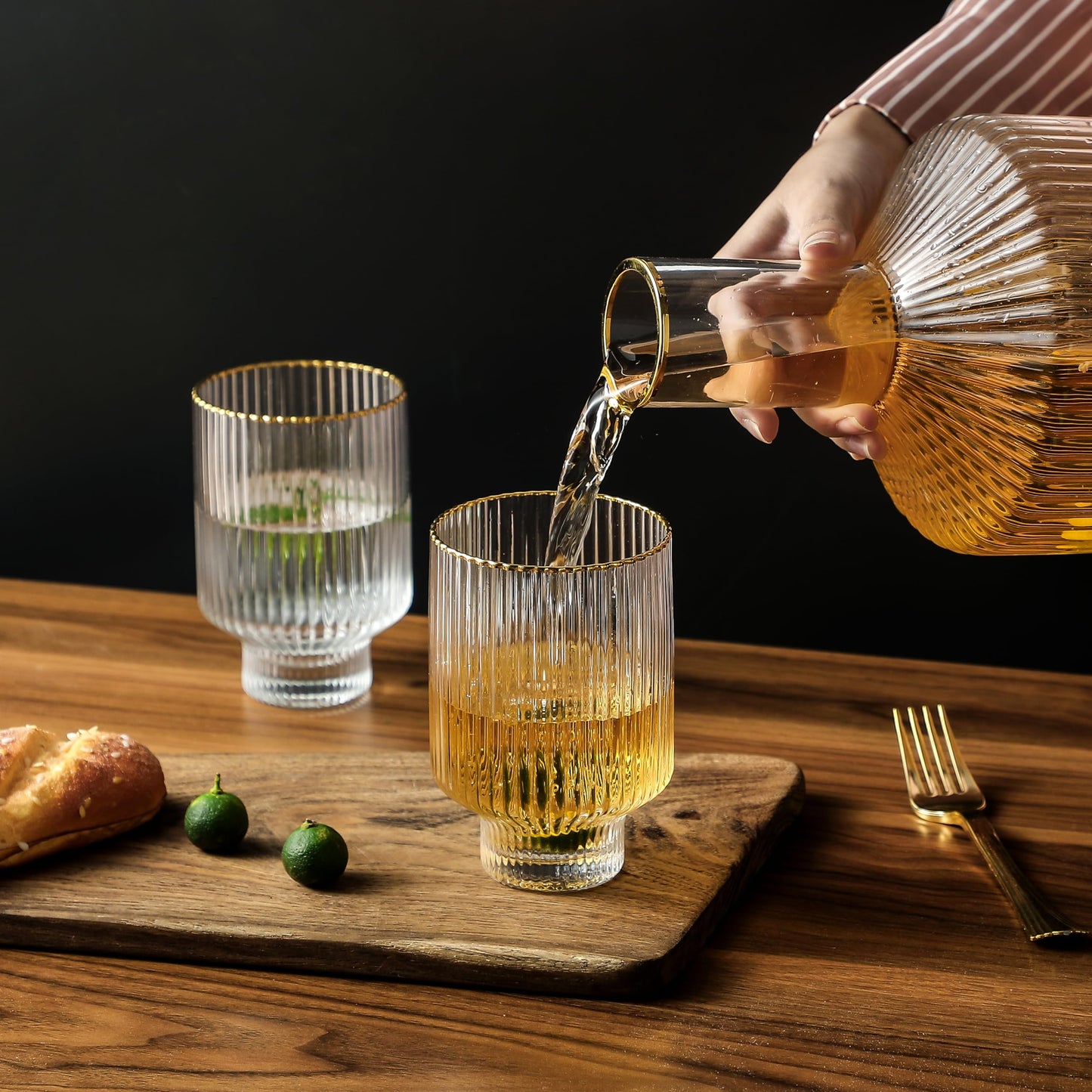1500° C TABLETOP Bedside Water Carafe and Drinking Glass, 59 oz Carafe 2 Tumblers 13 oz, Mouthwash Decanter With Gold Rim Bedside Glass Set for Nightstand, Gifts