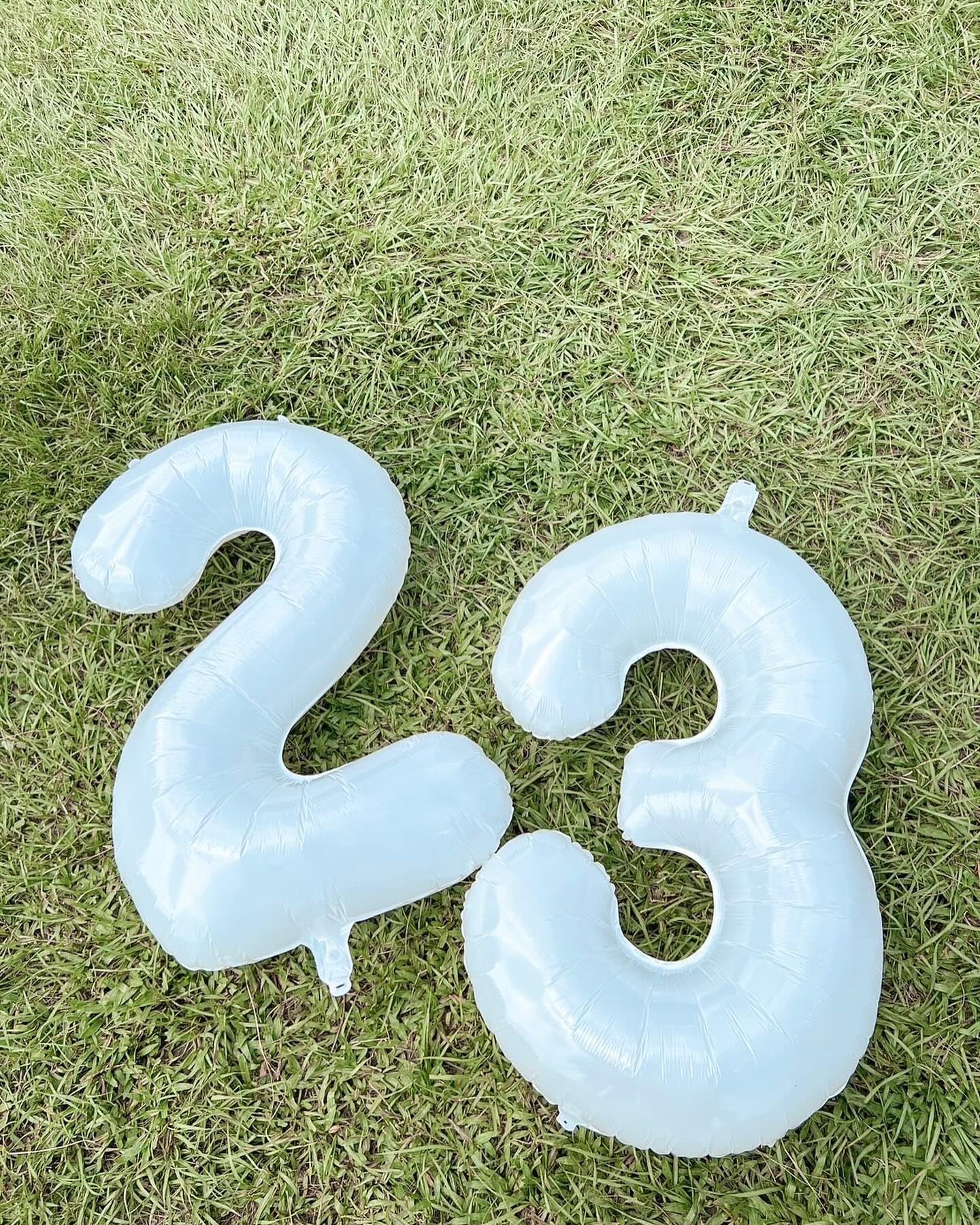 White 2 Balloon, Translucent Number Balloons 40 Inch, 2nd Balloon Number Birthday Decorations, Second Two Birthday Party Supplies, Number 2 Balloon