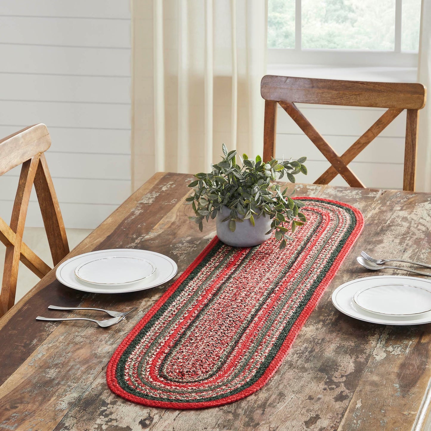 VHC Brands Farmhouse Christmas Decorations Forrester Indoor/Outdoor Oval Runner 12x36