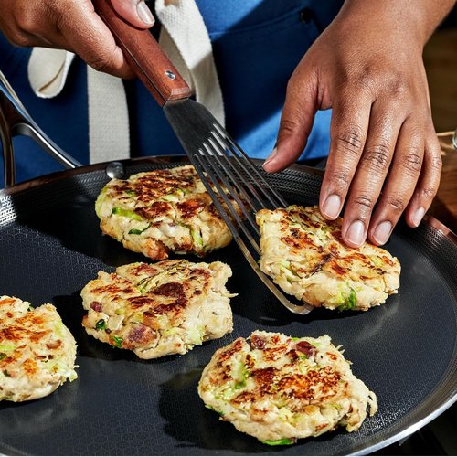 HexClad Hybrid Nonstick Griddle Pan - 13-Inch, Stay-Cool Handle, Dishwasher Safe & Oven Safe Up to 900°F