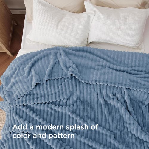 Bedsure GentleSoft King Blanket - Cozy Soft Throw for Couch, Cute Blue Design, 108x90 Inches
