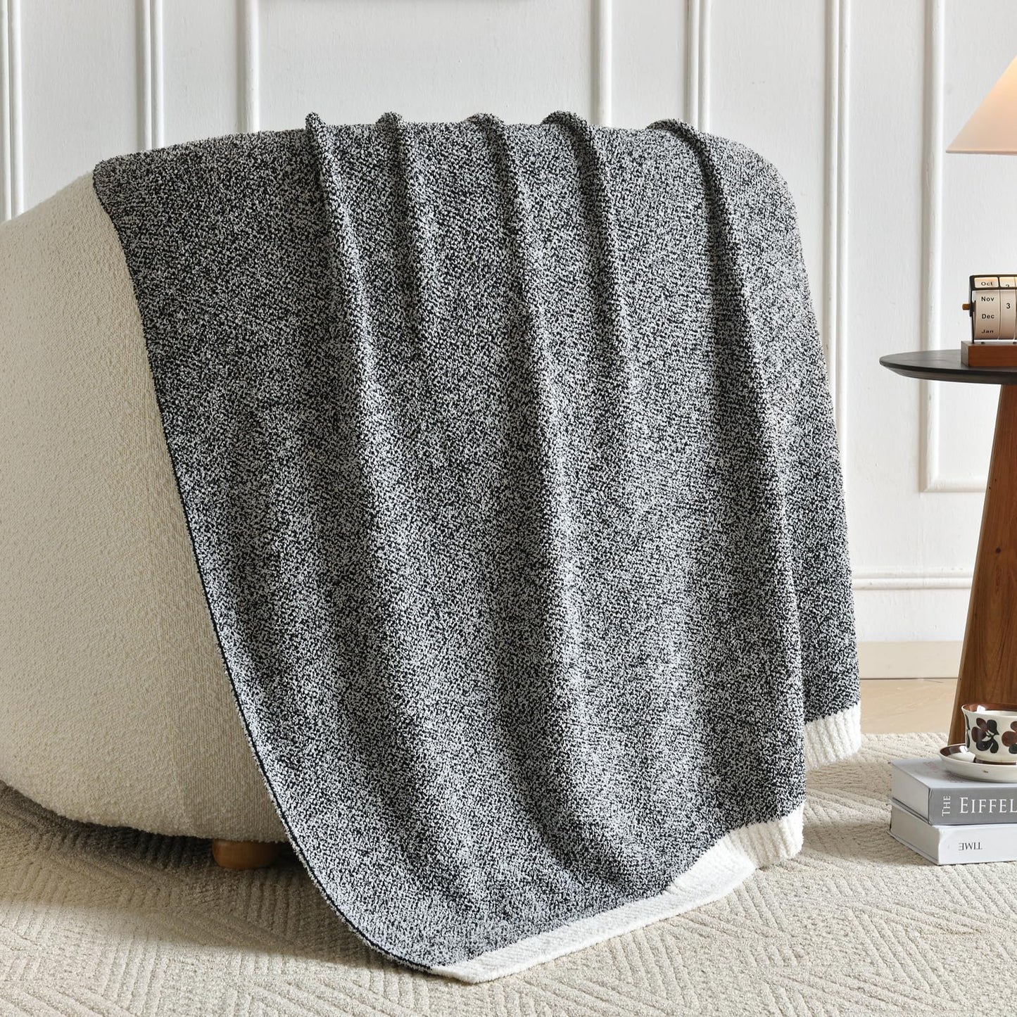 Chunky Knit Boucle Throw Blanket, Soft Washable Coastal Blanket for Bed Couch, Lightweight Cozy Oversized Feather Knit Blanket Indoor Outdoor for Sofa (Black, Twin 60"x80")