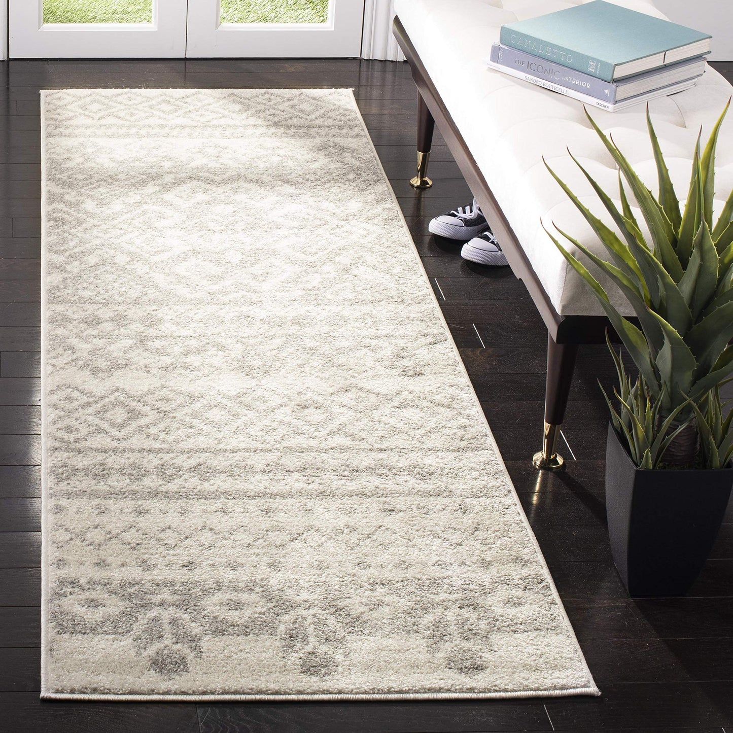 SAFAVIEH Adirondack Collection Runner Rug - 2'6" x 12', Ivory & Silver, Rustic Boho Design, Non-Shedding & Easy Care, Ideal for High Traffic Areas in Living Room, Bedroom (ADR107B)