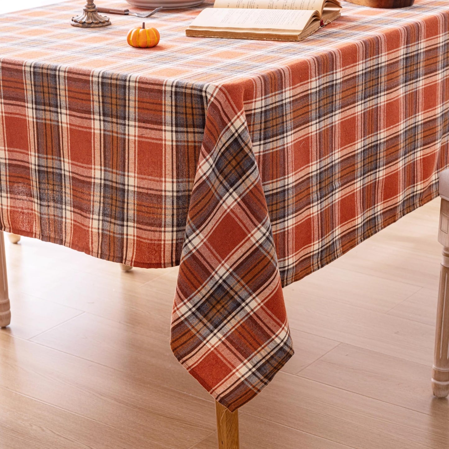AQOTHES Plaid Fall Tablecloth Thanksgiving Rectangle 60x70 Inch, Rust Orange Table Cloths Autumn Decorations, Polyester Fabric Table Cover for Harvest Party Dining Farmhouse Kitchen Decor