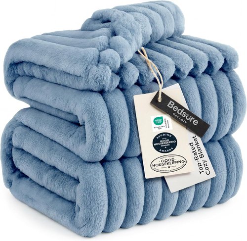Bedsure GentleSoft King Blanket - Cozy Soft Throw for Couch, Cute Blue Design, 108x90 Inches