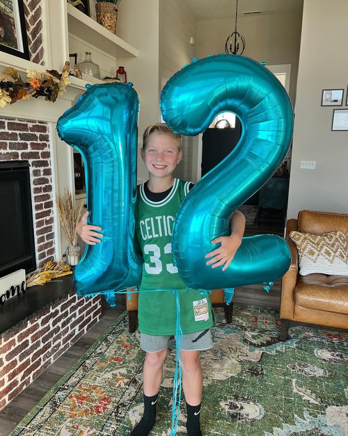 40 Inch Blue 1 Balloon for First Birthday, 1st Number Balloons Birthday Decorations for Girl Boy Kids Toddler Baby, One Giant Number 1 Balloon