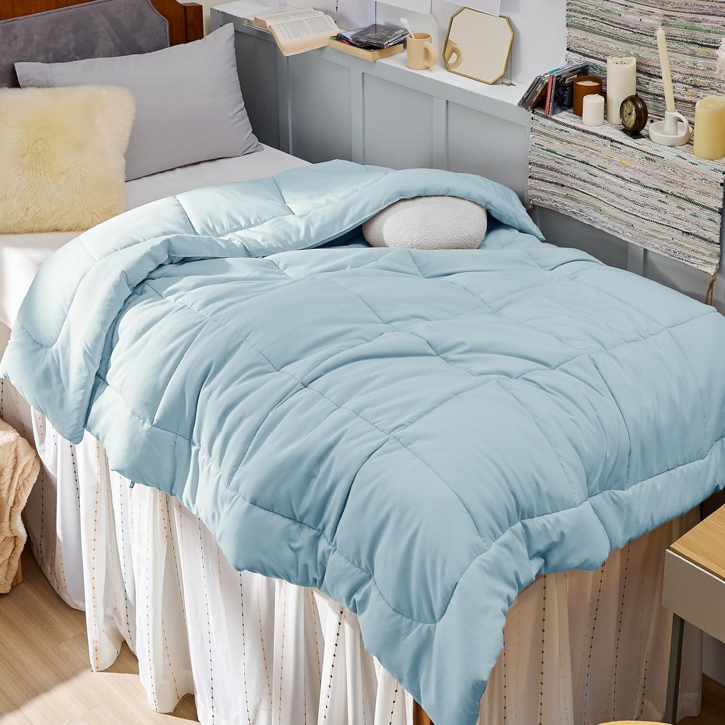 Bedsure Comforter Duvet Insert - Quilted Twin XL All-Season Down Alternative Blanket, Light Spa Blue 92x68 Inches