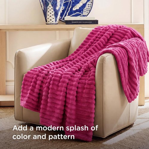 Bedsure GentleSoft Hot Pink Blanket - Cozy, Soft Throw for Women & Girls | 50x60 Inches