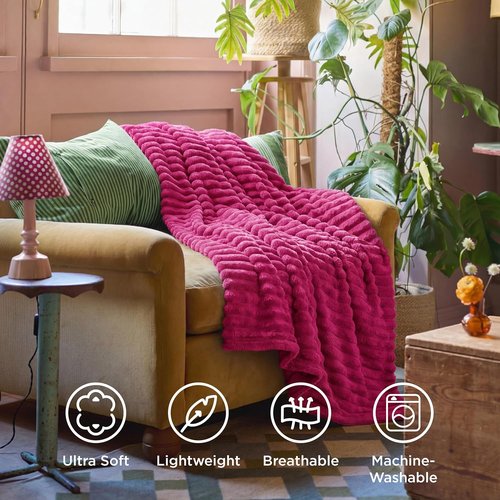 Bedsure GentleSoft Hot Pink Blanket - Cozy, Soft Throw for Women & Girls | 50x60 Inches