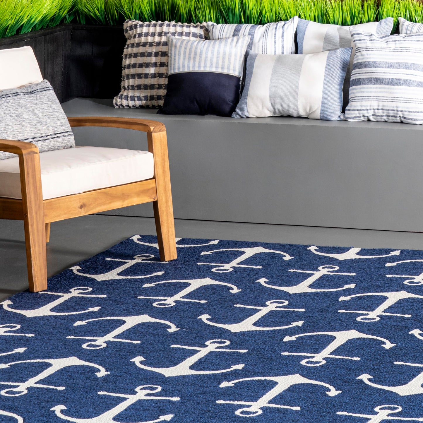 nuLOOM Hand Hooked Despina Indoor/ Outdoor Accent Rug, 2x4, Navy