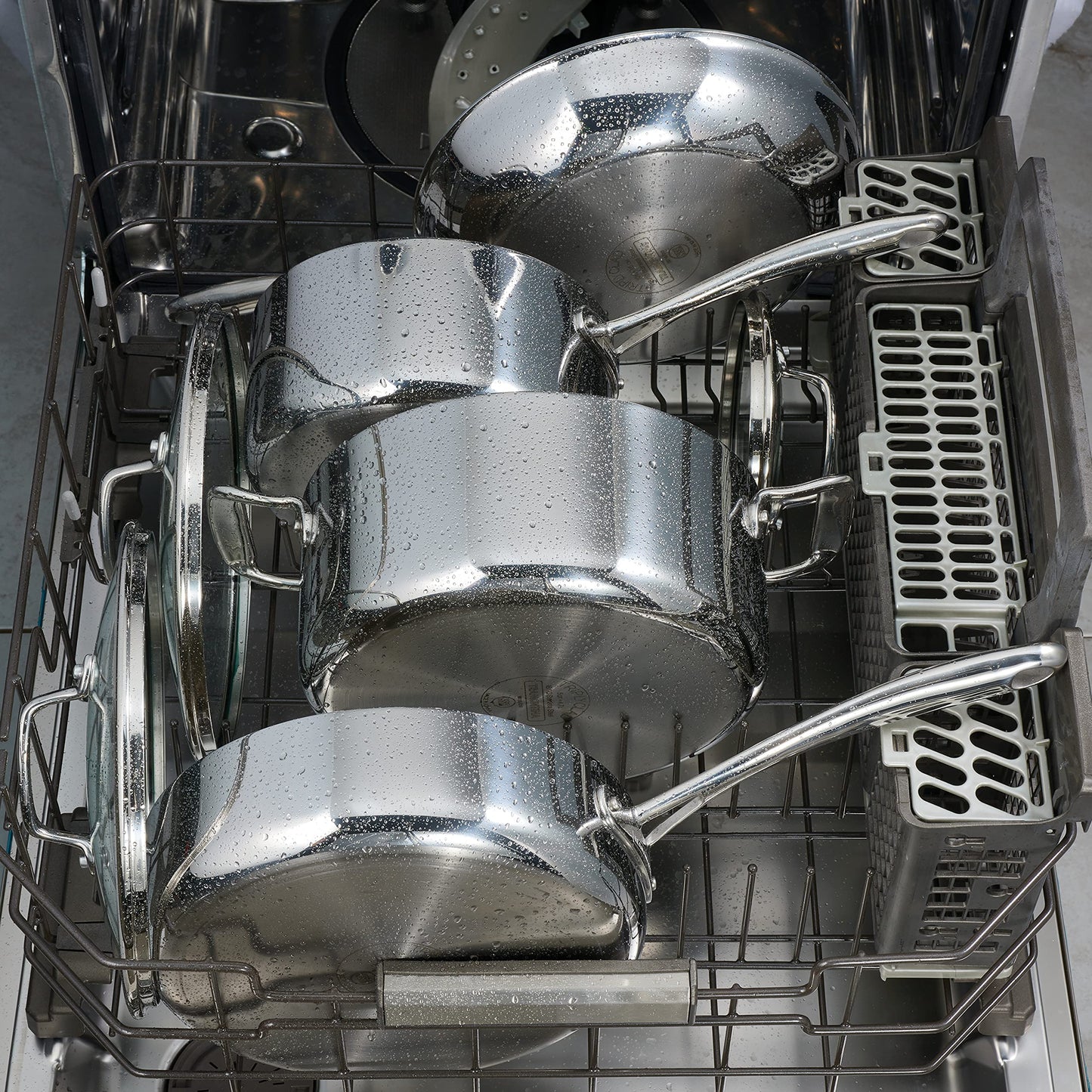 Tramontina Tri-Ply Clad Stainless Steel 8-Quart Stock Pot with Glass Lid, Induction-Ready Pasta Pot, Dishwasher-Safe, NSF-Certified