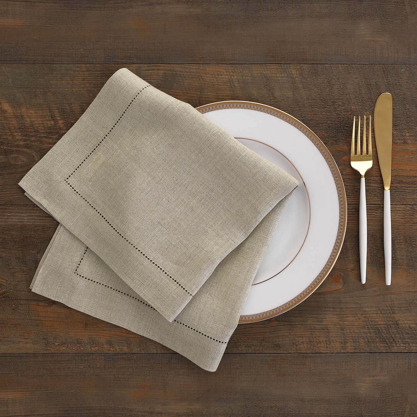 Solino Home Natural Linen Napkins Set of 4-100% Pure Linen Hemstitch Dinner Napkins 20 x 20 Inch for Spring, Summer, Mothers Day - Classic Hemstitch