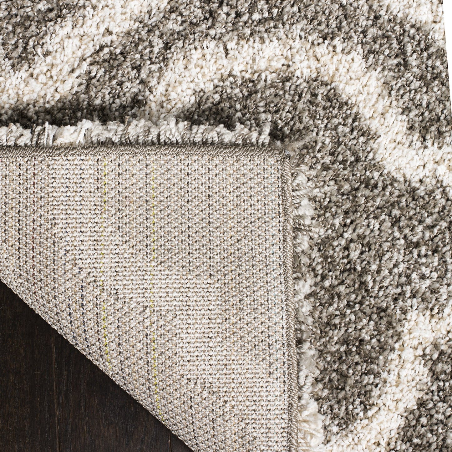 SAFAVIEH Hudson Shag Collection Accent Rug - 3' x 5', Grey & Ivory, Moroccan Design, Non-Shedding & Easy Care, 2-inch Thick Ideal for High Traffic Areas in Entryway, Living Room, Bedroom (SGH284B)