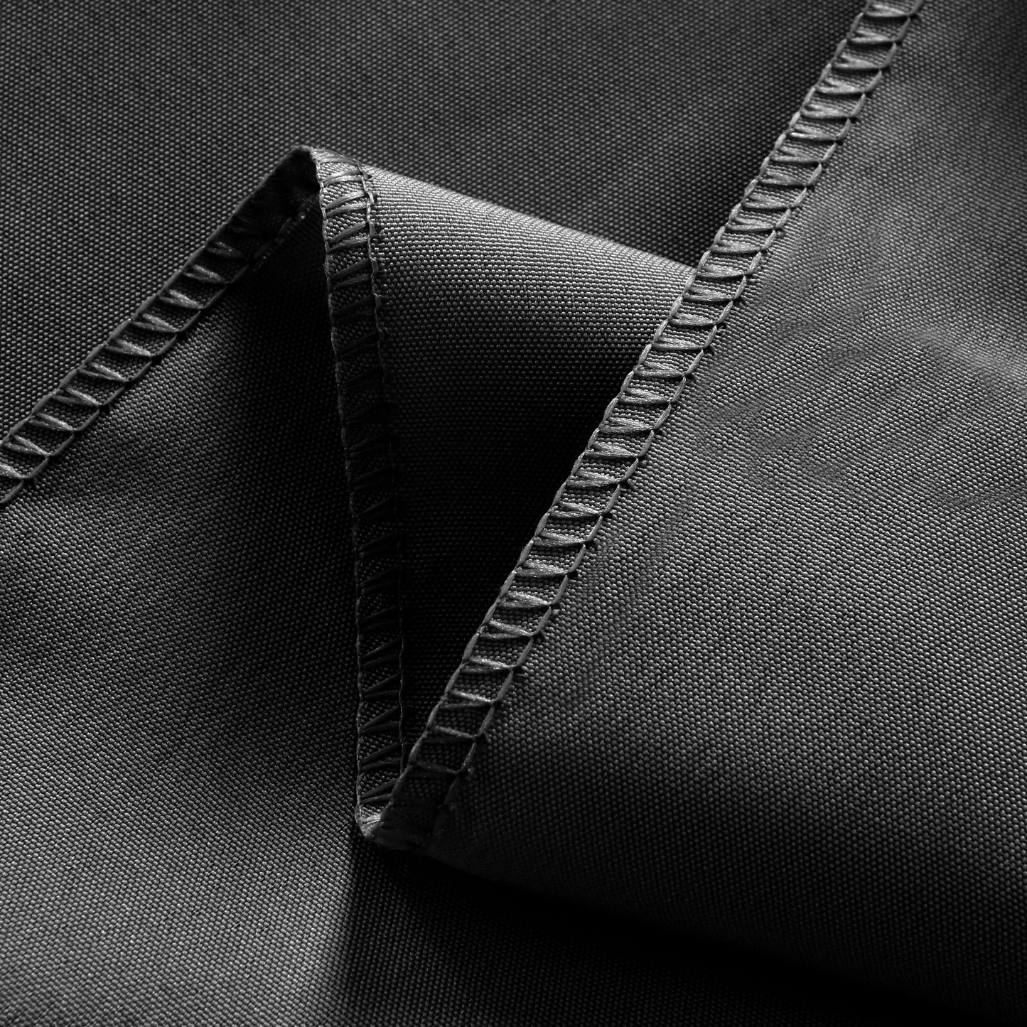 ZarzaaSik 2-Pack 60x102 inch Grey Table Cloths, Solid Stain and Wrinkle Resistant Oblong Tablecloth, Premium Plain Weave Polyester Fabric Rectangle Table Linen Covers for Hotel, Wedding
