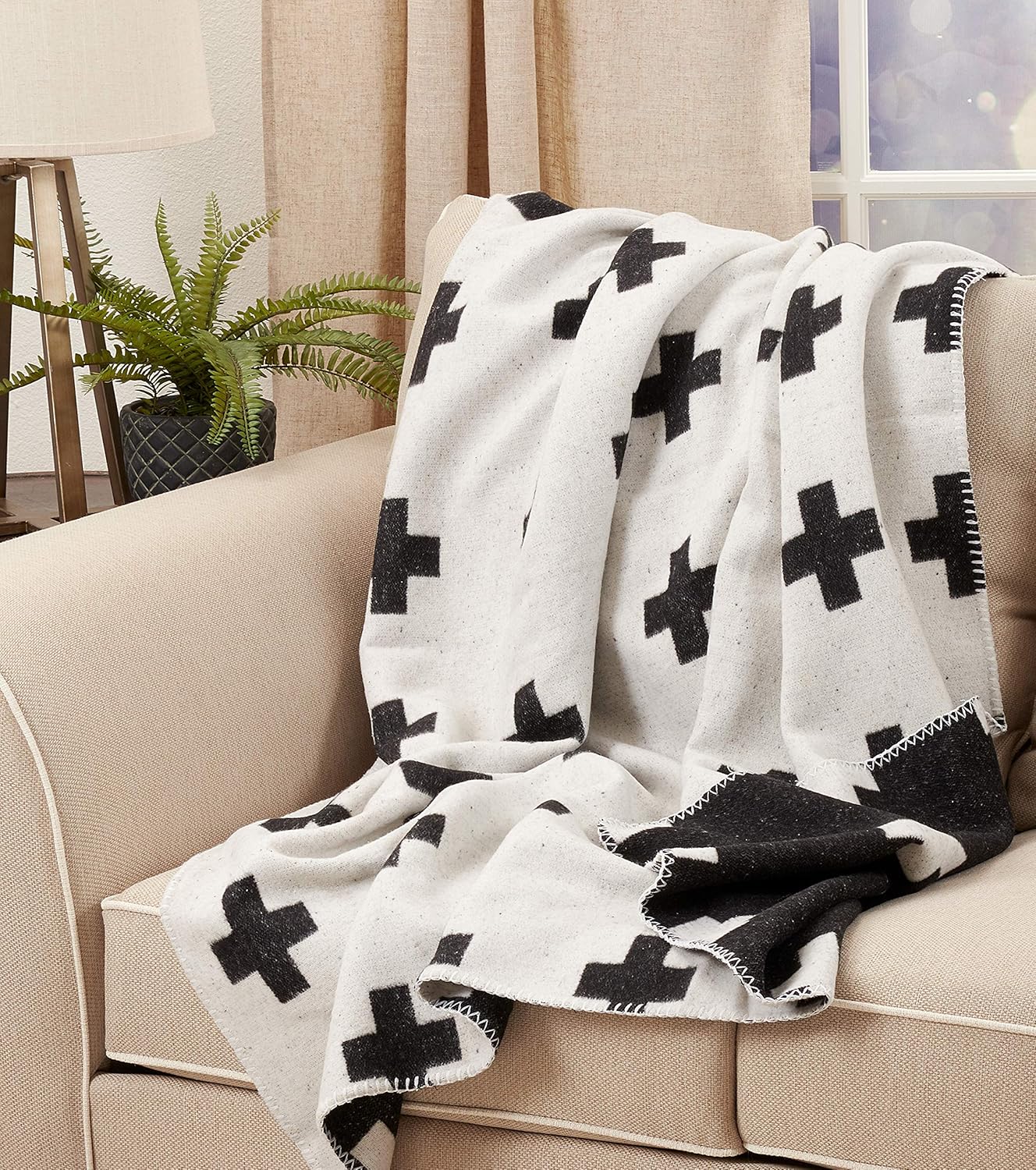 SARO LIFESTYLE Reversible Plus Sign Throw Blanket, Black/White, 50"x60"
