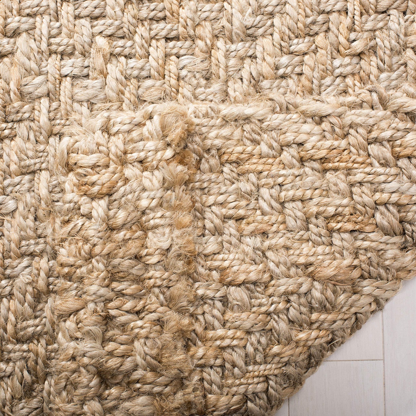 SAFAVIEH Natural Fiber Collection Runner Rug - 2'3" x 8', Natural, Handmade Jute, Ideal for High Traffic Areas in Living Room, Bedroom (NF265A)