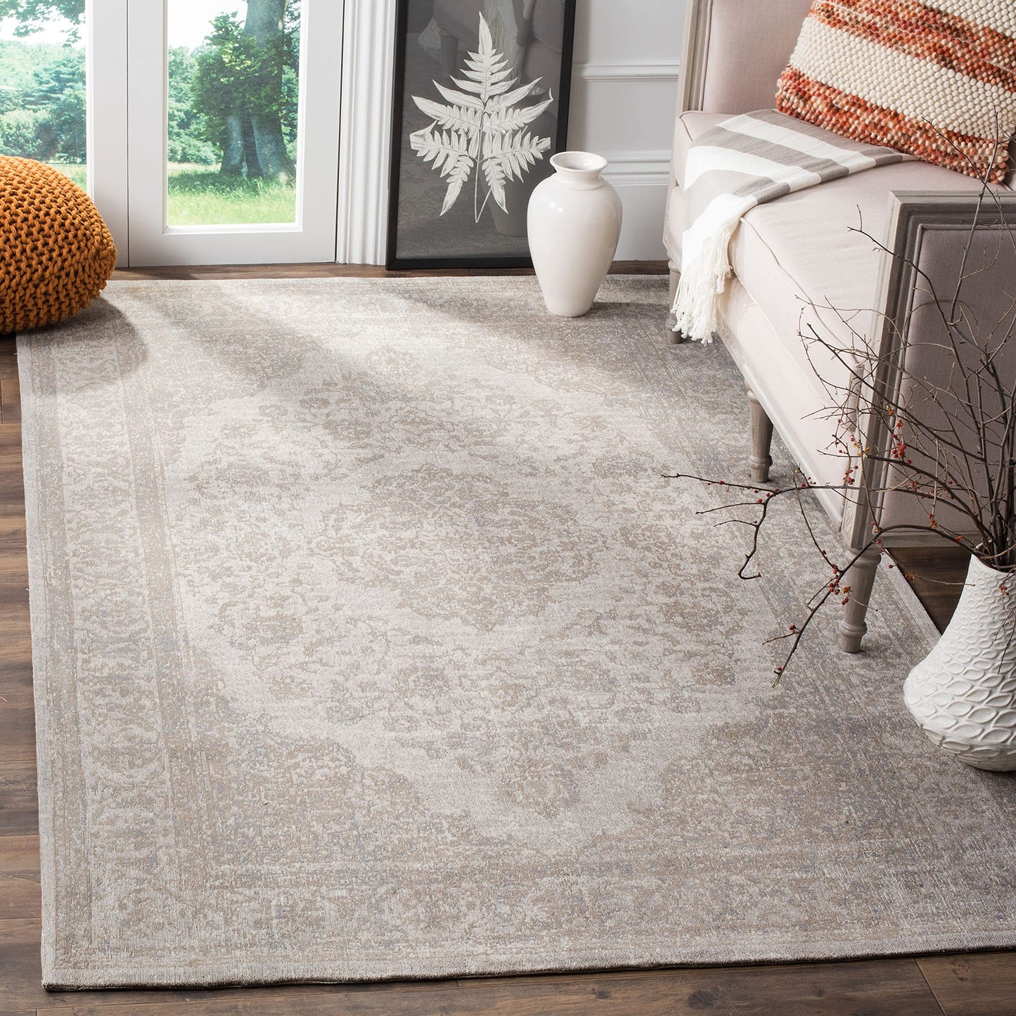 SAFAVIEH Classic Vintage Collection Accent Rug - 3' x 5', Beige, Oriental Medallion Cotton Design, Easy Care, Ideal for High Traffic Areas in Entryway, Living Room, Bedroom (CLV121A)