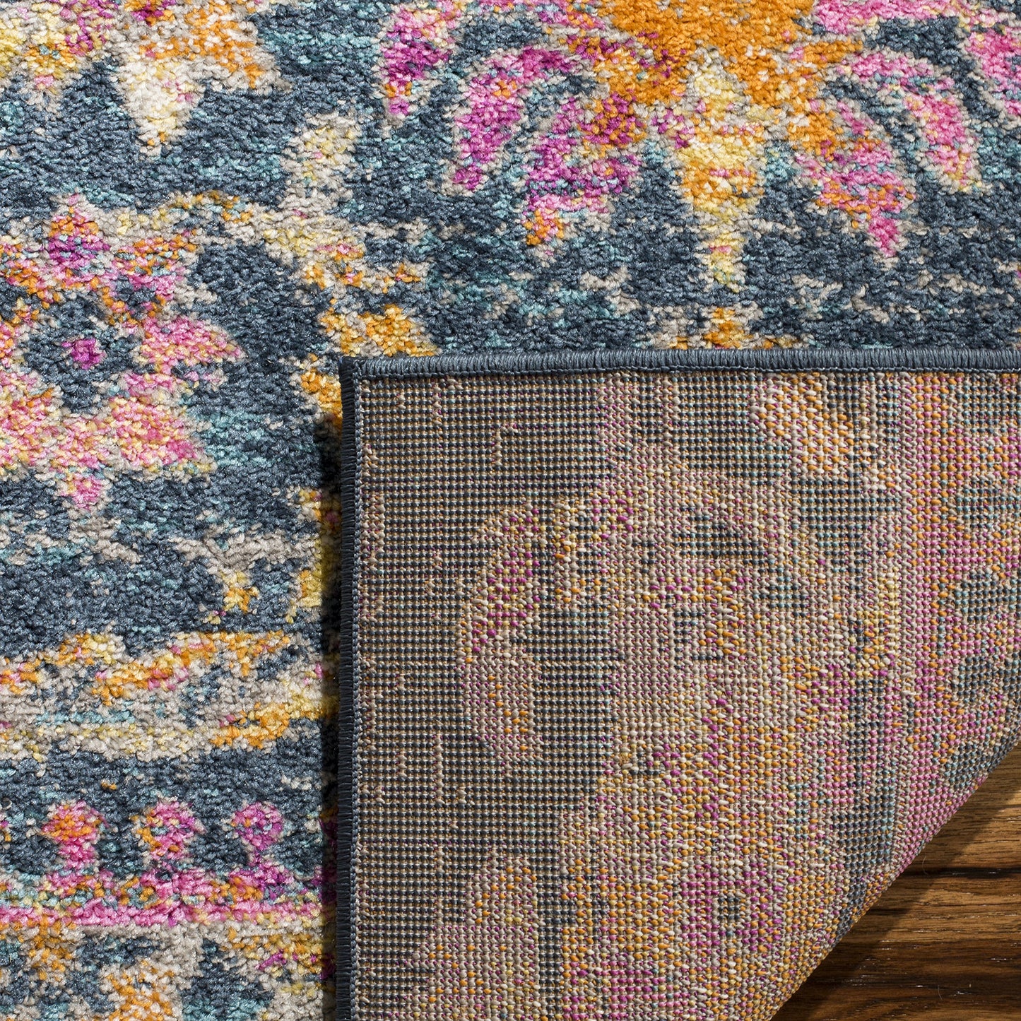 SAFAVIEH Madison Collection Accent Rug - 4' x 6', Blue & Fuchsia, Boho Chic Floral Design, Non-Shedding & Easy Care, Ideal for High Traffic Areas in Entryway, Living Room, Bedroom (MAD130C)